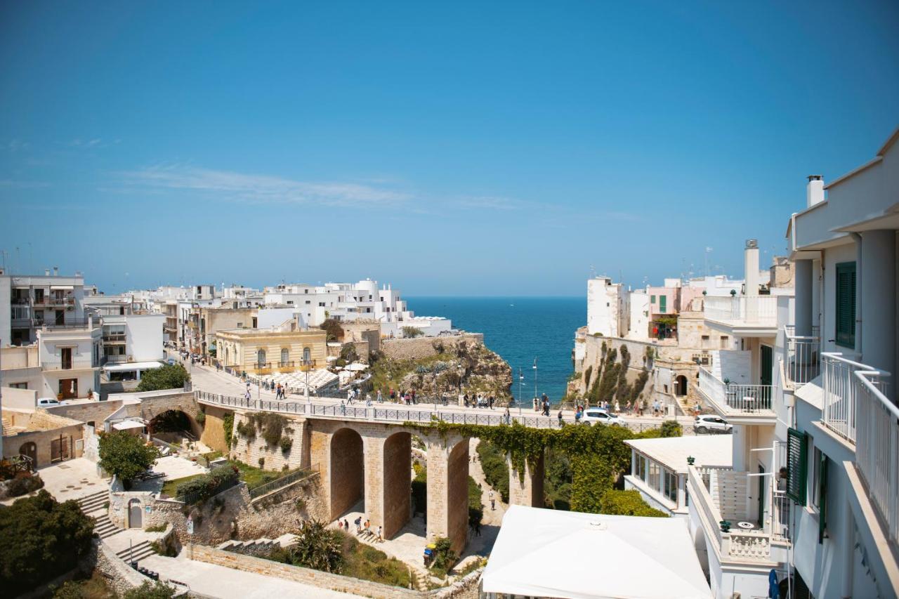 فندق White Coast بولينيانو آ ماري المظهر الخارجي الصورة
